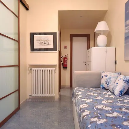 Monolocale Nuovissimo, Appartement Levanto