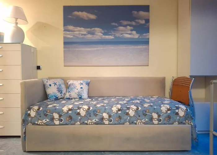 Monolocale Nuovissimo, *