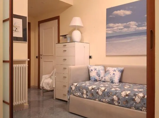 Apartman Monolocale Nuovissimo, *