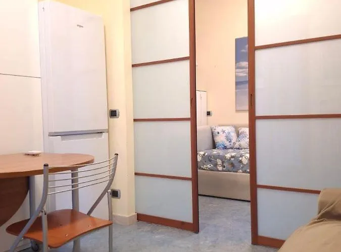 Apartman Monolocale Nuovissimo, *