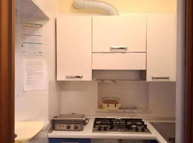 Monolocale Nuovissimo, *